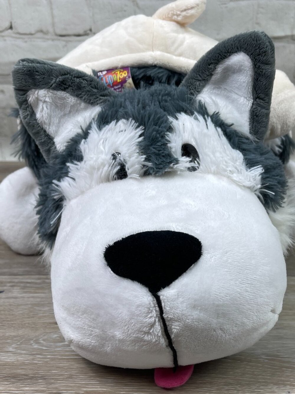 FlipaZoo Flip a Zoo Plush Poppi Polar Bear & Husky Asher 2015 Stuffed Animal Toy